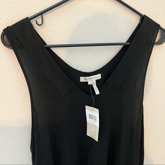 NWT BCBGeneration black VNeck high low tank Small - Picture 4 of 10